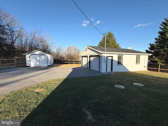 $350,000 | 3032 Dry Run Road, Martinsburg, WV 25403