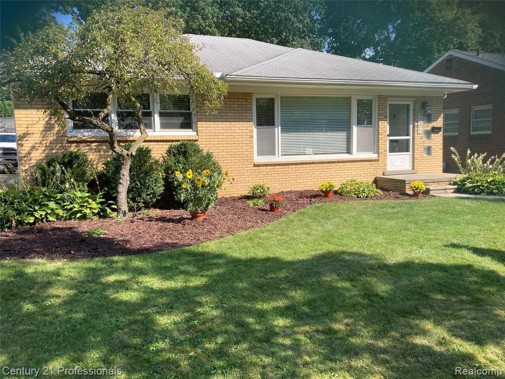 2401 Derby Road Troy, MI 48084 - Photo 1 of 25