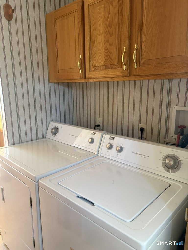 62 Fort Hill Road Groton, CT 06340 - Photo 10 of 11 a view of washer and dryer