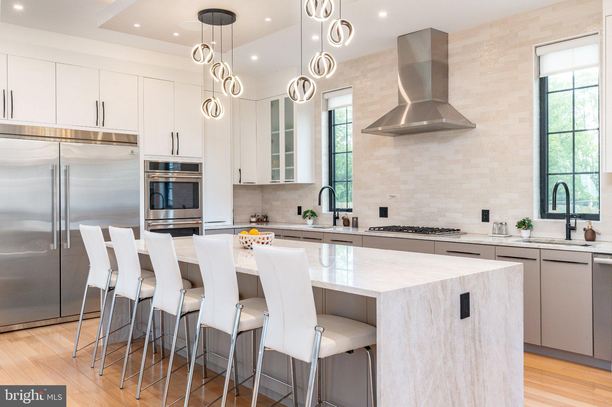 9739 Krewstown Road Philadelphia, PA 19115 - Photo 8 of 84 Sleek modern kitchen with elegant design.