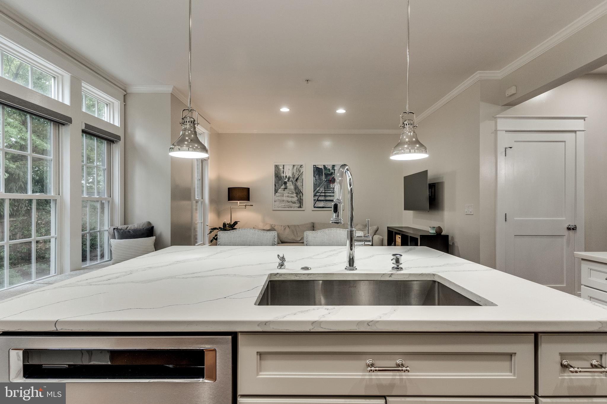 820 West Glebe Road Alexandria, VA 22305 - Photo 44 of 101