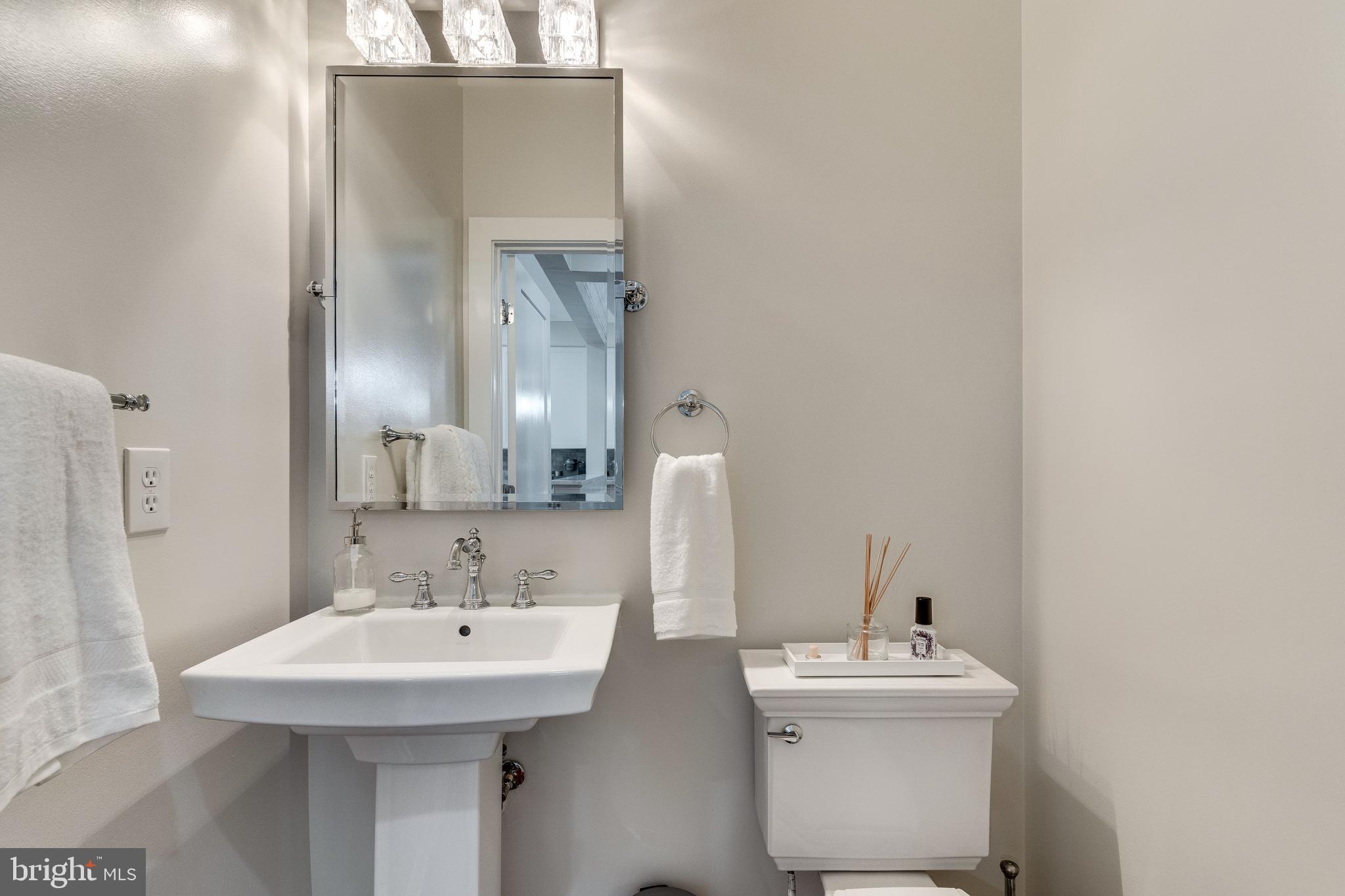 820 West Glebe Road Alexandria, VA 22305 - Photo 56 of 101