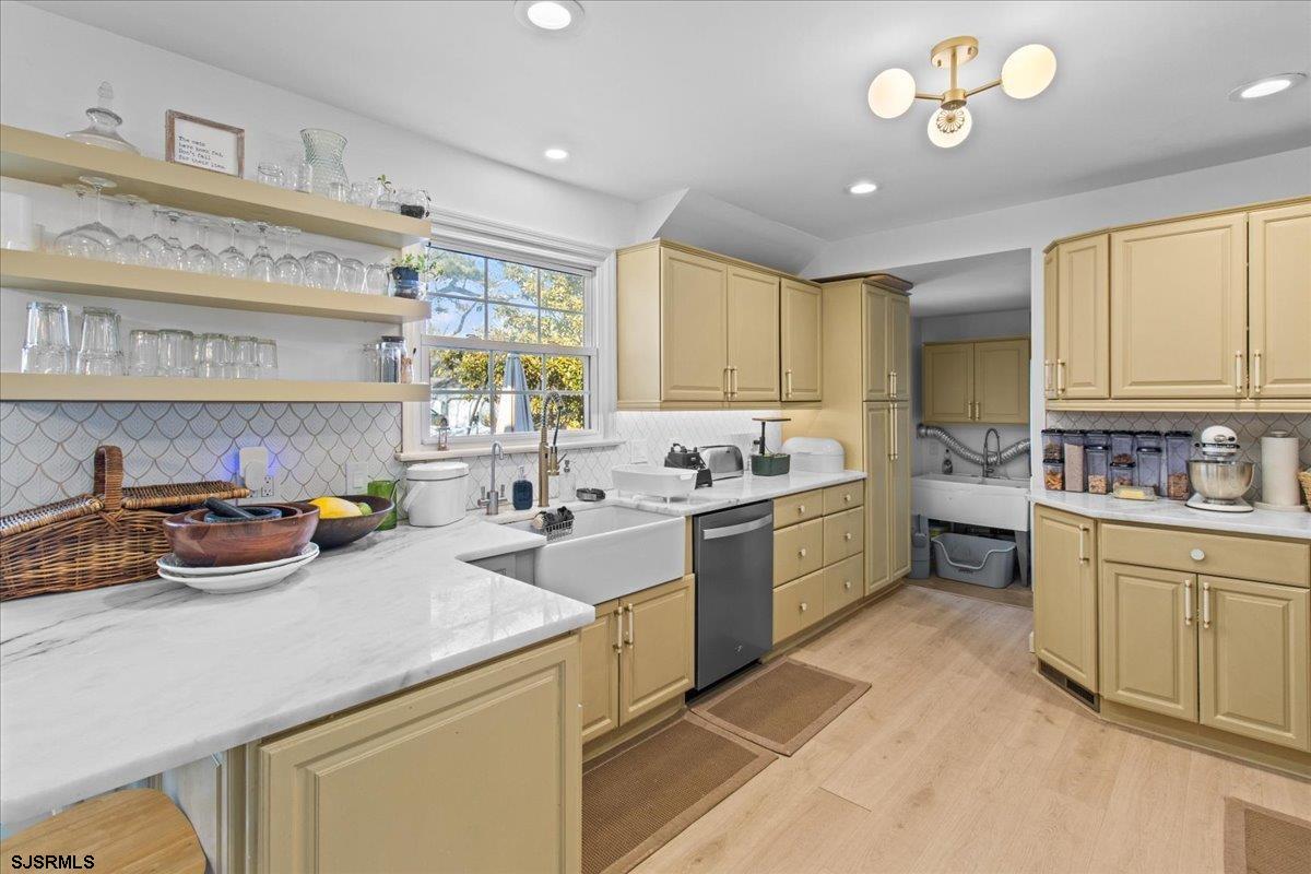 2611 Cedar Bridge Road Northfield, NJ 08225 - Photo 10 of 61