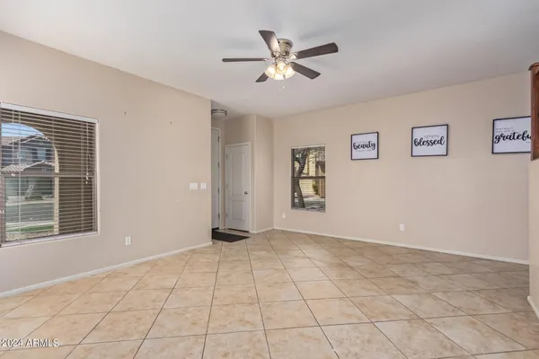 $2,250 | 4937 North 108th Avenue, Phoenix, AZ 85037
