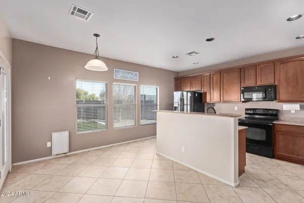 $2,250 | 4937 North 108th Avenue, Phoenix, AZ 85037