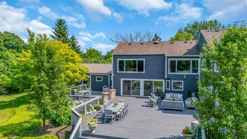 $1,949,000 | 620 West Old Elm Road, Lake Forest, IL 60045