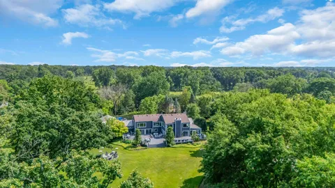 $1,949,000 | 620 West Old Elm Road, Lake Forest, IL 60045