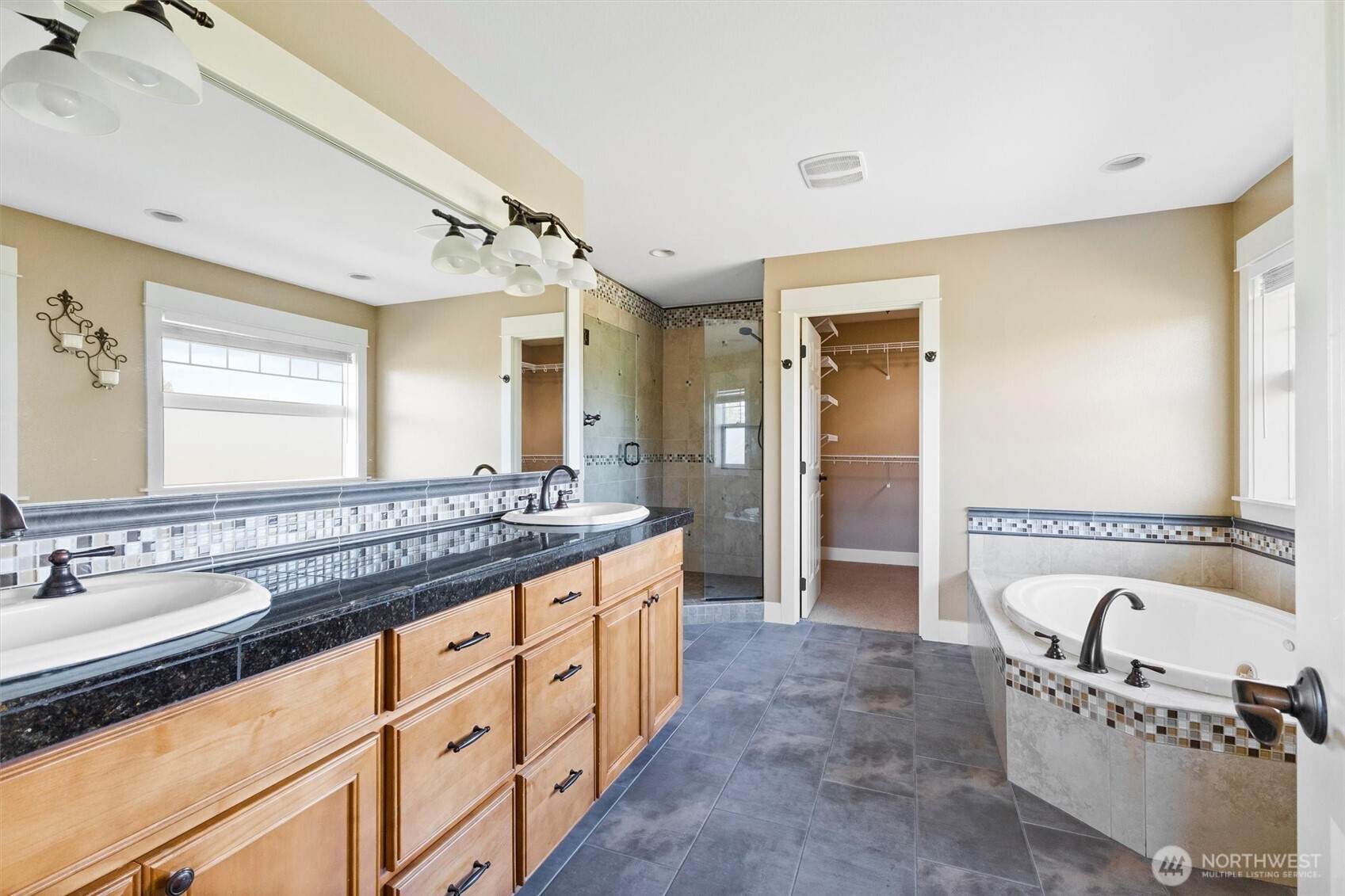 2914 Cameron Ridge Lane Ferndale, WA 98248 - Photo 21 of 33