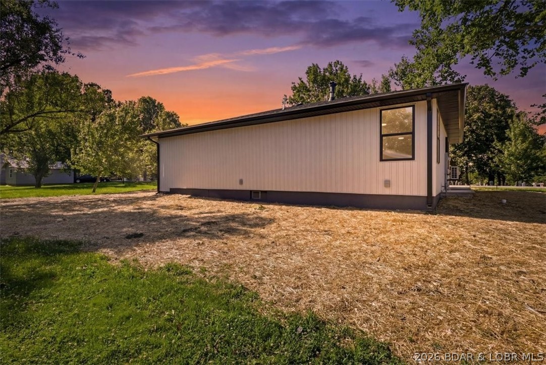 307 Clay Road Versailles, MO 65084 - Photo 43 of 44