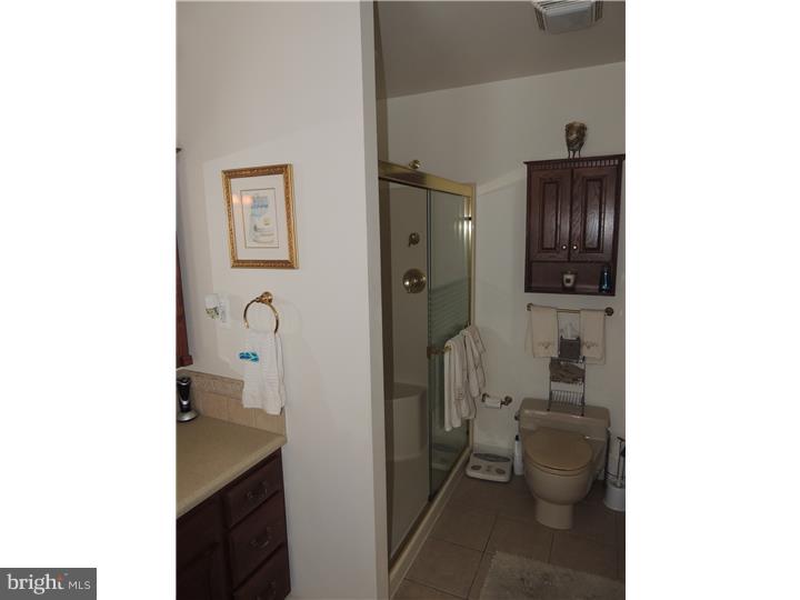 713 Dunmore Road Philadelphia, PA 19115 - Photo 14 of 25 Master Bathroom
