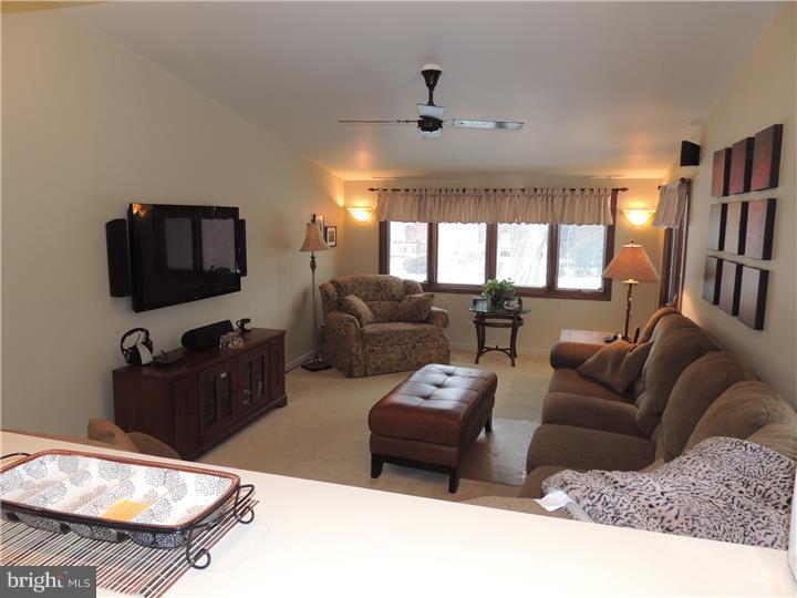 713 Dunmore Road Philadelphia, PA 19115 - Photo 18 of 25 Rec Room