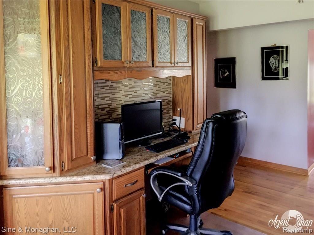10479 Carroll Road Columbus, MI 48063 - Photo 15 of 52 Built-in desk on backside of kitchen