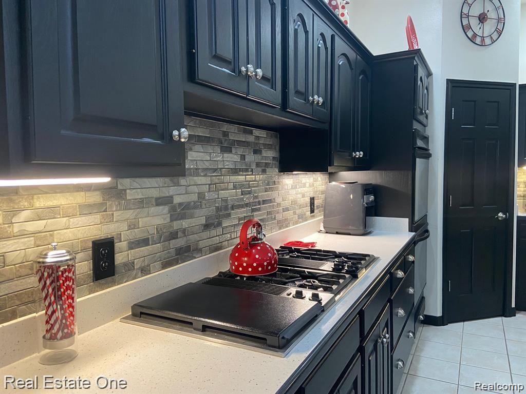 2448 Bluebush Road Monroe, MI 48162 - Photo 10 of 26