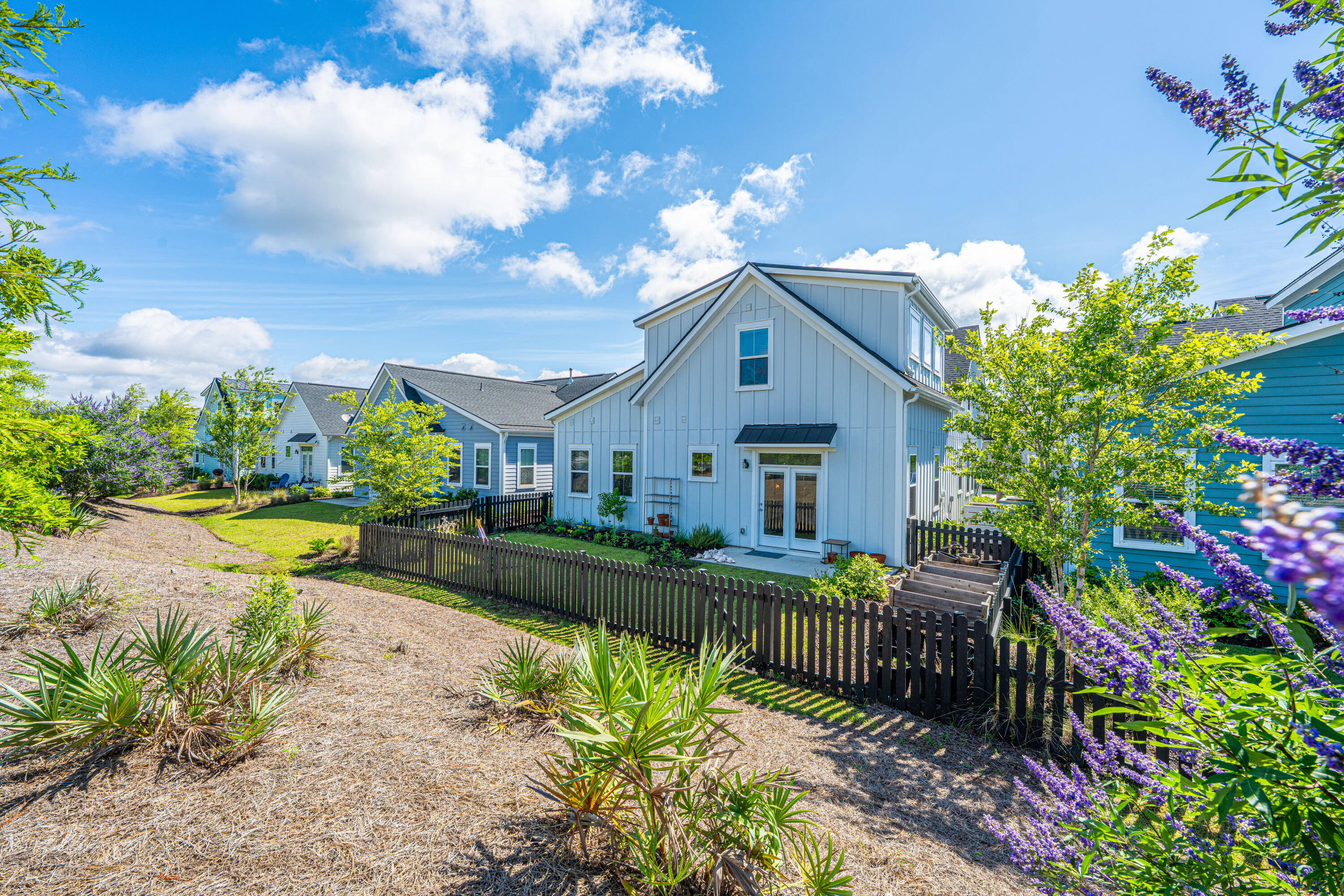 1515 Pogonia St Mount, Unit 2 Mount Pleasant, SC 29466 - Photo 28 of 35 1515 Pogonia Street