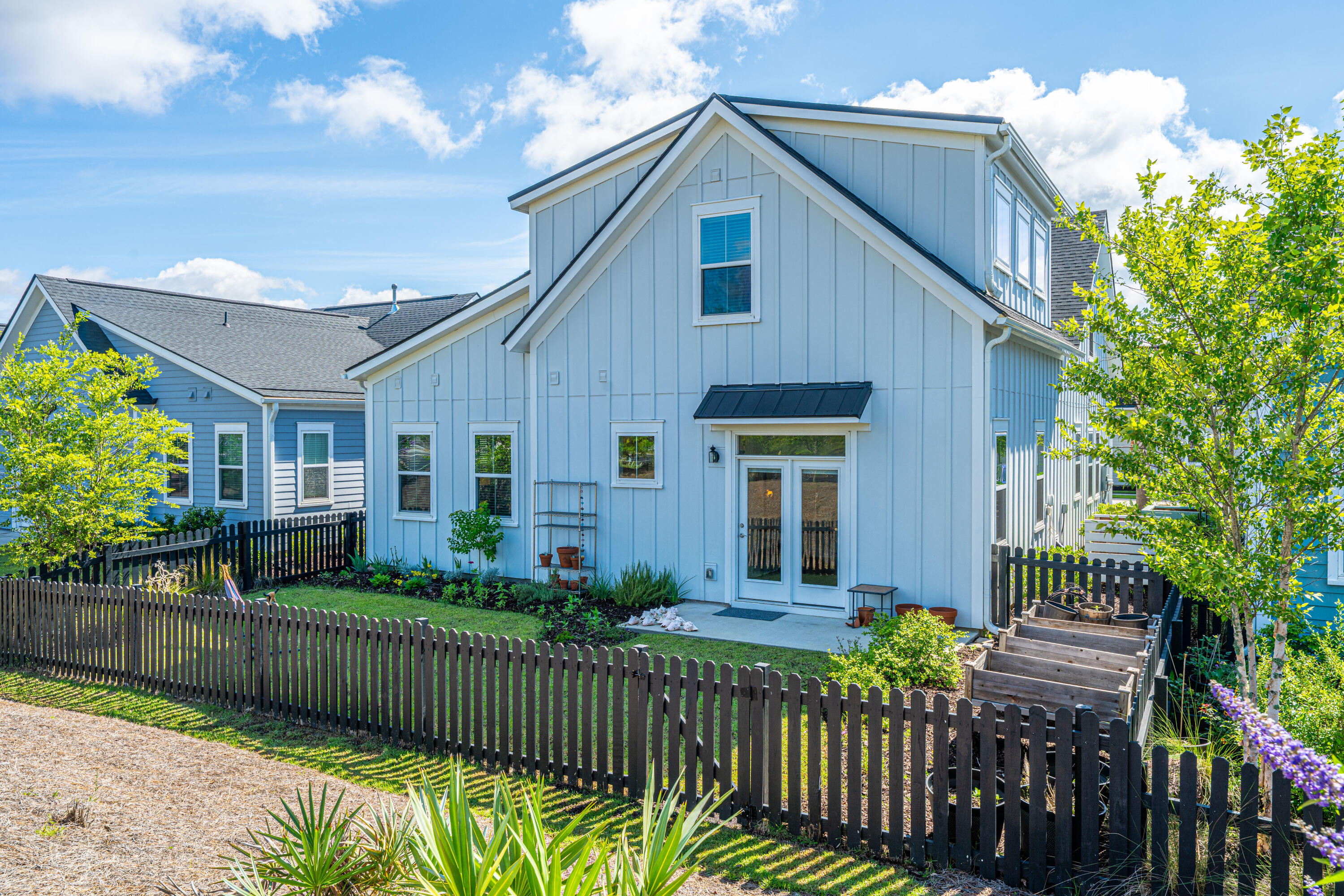 1515 Pogonia St Mount, Unit 2 Mount Pleasant, SC 29466 - Photo 33 of 35 1515 Pogonia Street