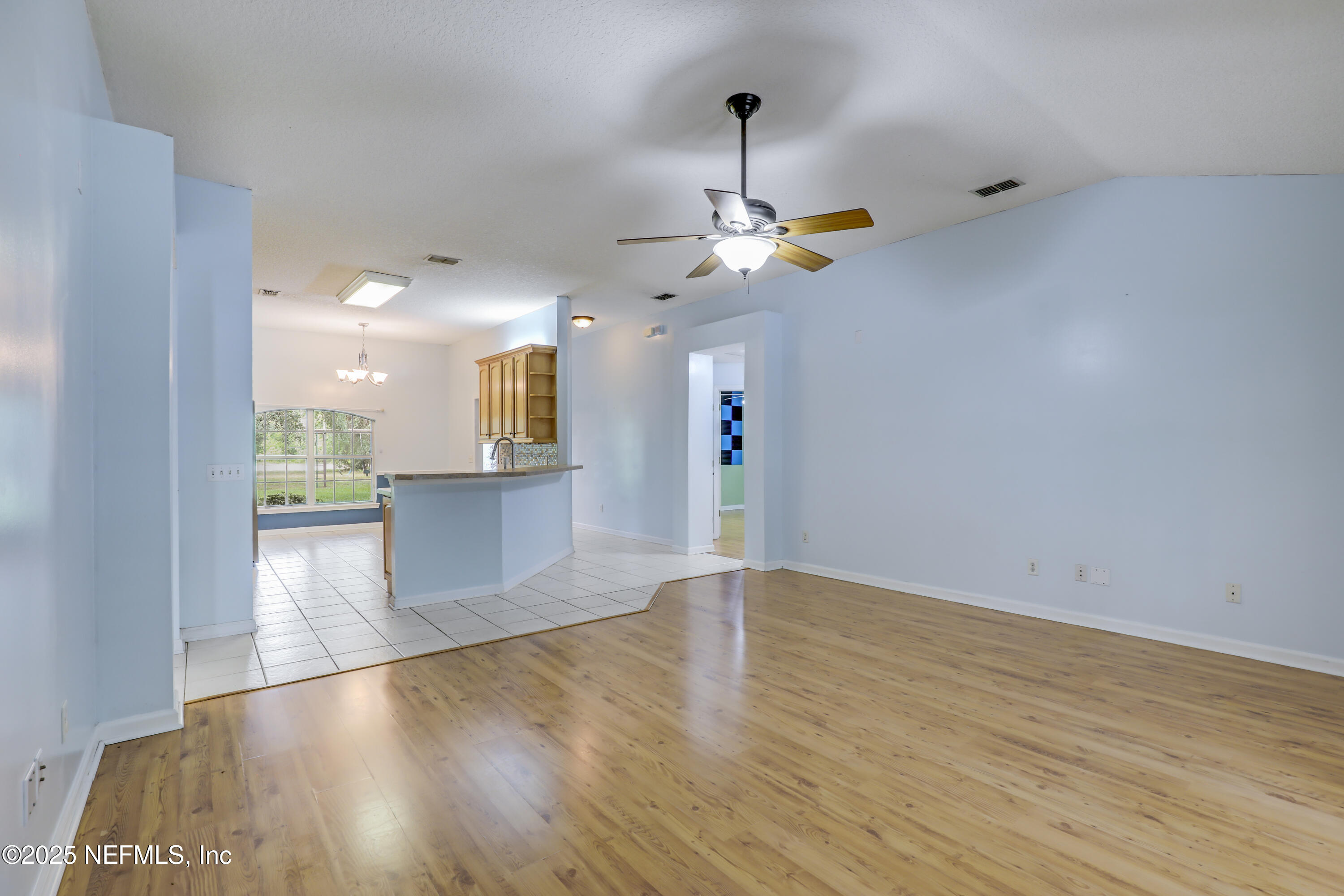 3784 Charles Green Road Hilliard, FL 32046 - Photo 19 of 41 18 Living Room