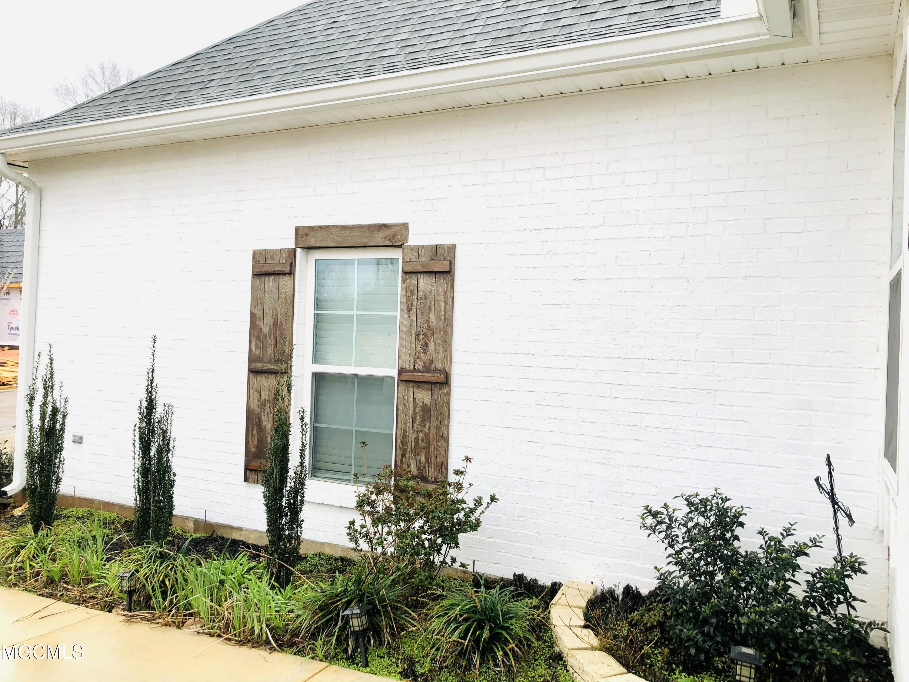 111 Rue St Germaine Carriere, MS 39426 - Photo 4 of 29 DFE58DDA-824A-42CF-82E9-A26A336B9BD0