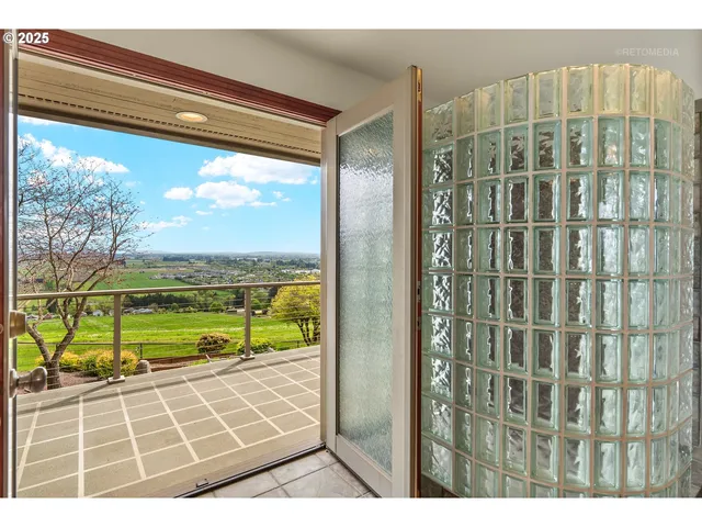 $1,595,000 | 45585 Northwest David Hill Road, Forest Grove, OR 97116