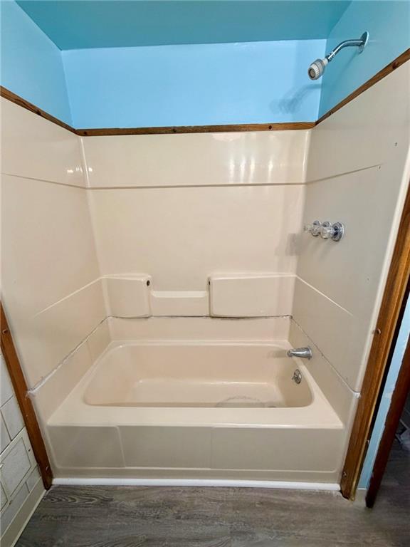 1408 State Rte 1042 Nu Mine, PA 16244 - Photo 17 of 19 a bathroom with a bathtub