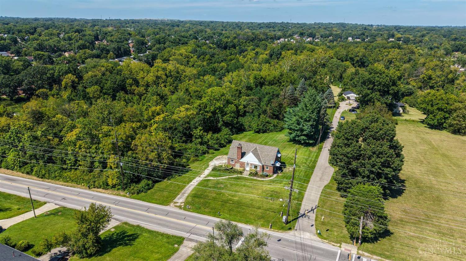 2312 Compton Road Cincinnati, OH 45231 - Photo 34 of 40 Gallery Image 34