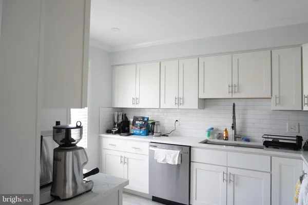 $3,195 | 13998 New Braddock Road, Centreville, VA 20121