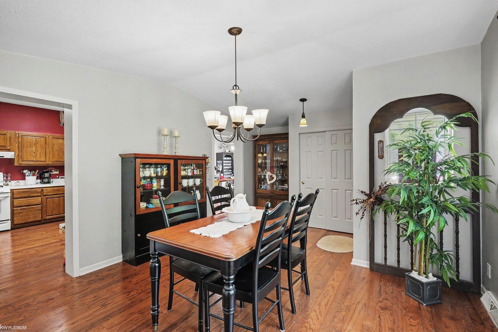 24340 Bordman Road Armada, MI 48005 - Photo 10 of 40 Gallery Image 10