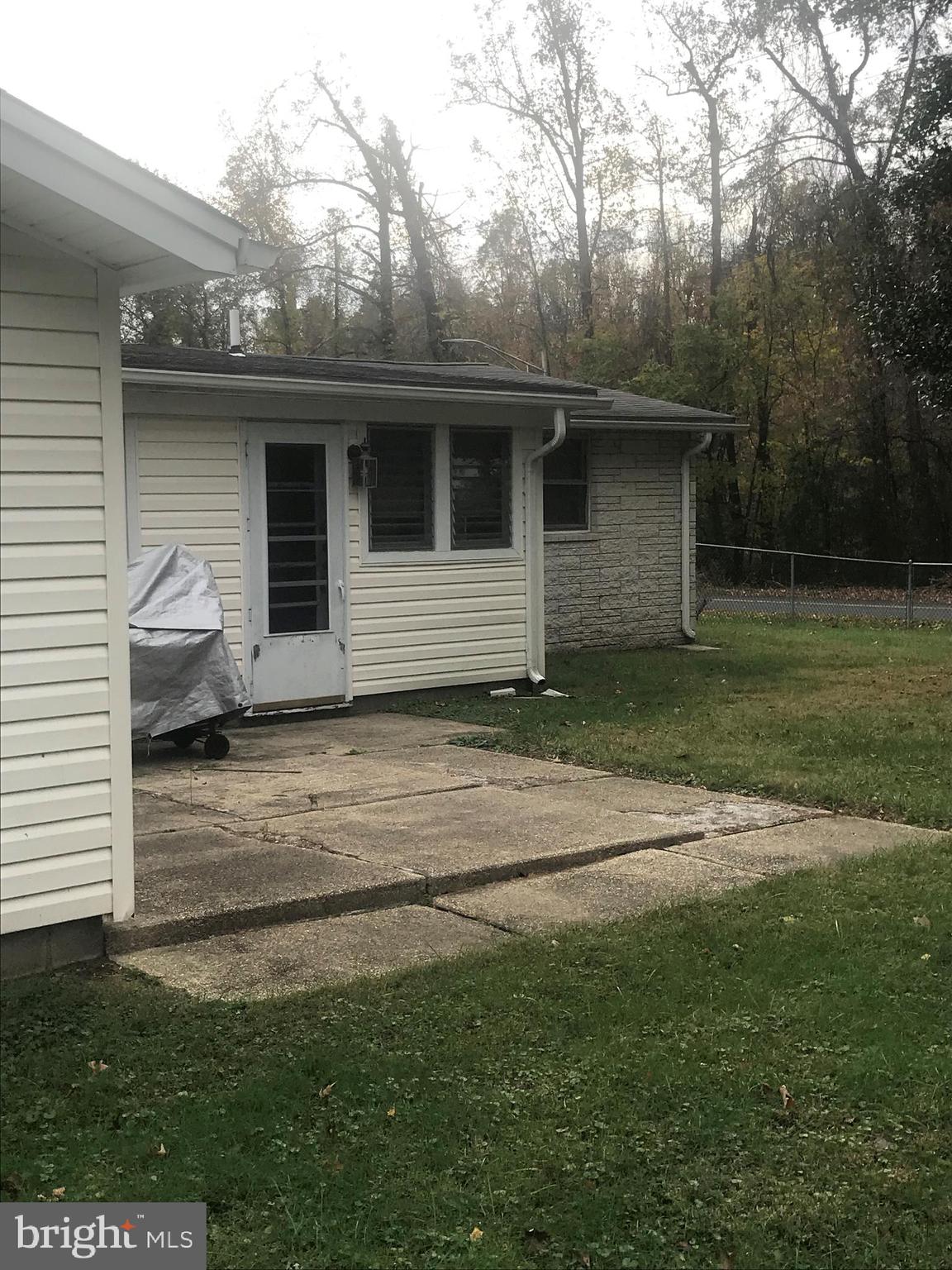 AREA FOR PATIO