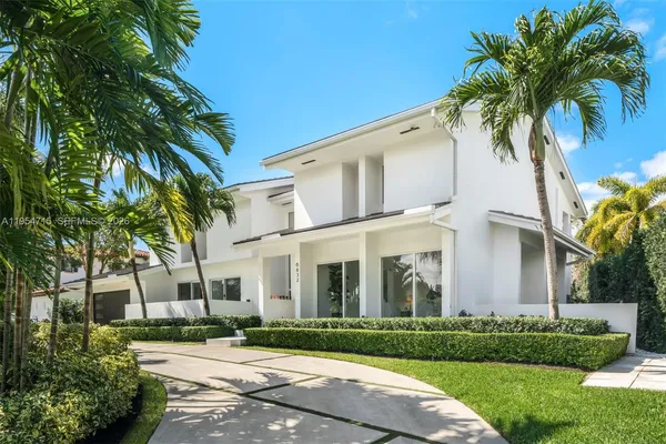 $11,850,000 | 6832 Sunrise Court, Coral Gables, FL 33133