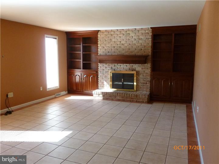 431 North Manor Road Elverson, PA 19520 - Photo 8 of 25 Family Room