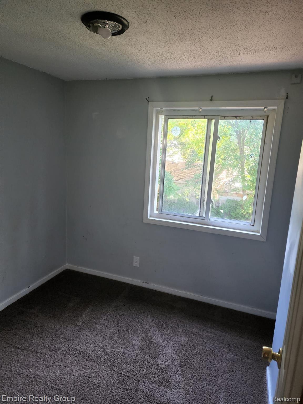 34159 Decatur Court Westland, MI 48186 - Photo 5 of 10 Gallery Image 5