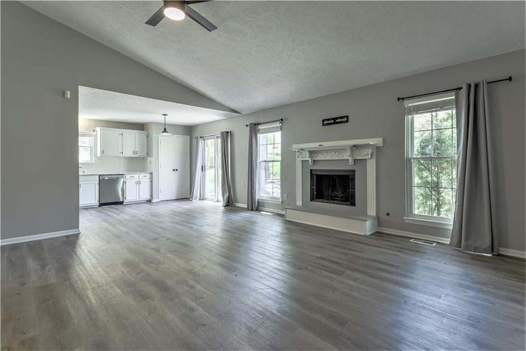 3132 Valley Farms Road Indianapolis, IN 46214 - Photo 5 of 18 Gallery Image 5