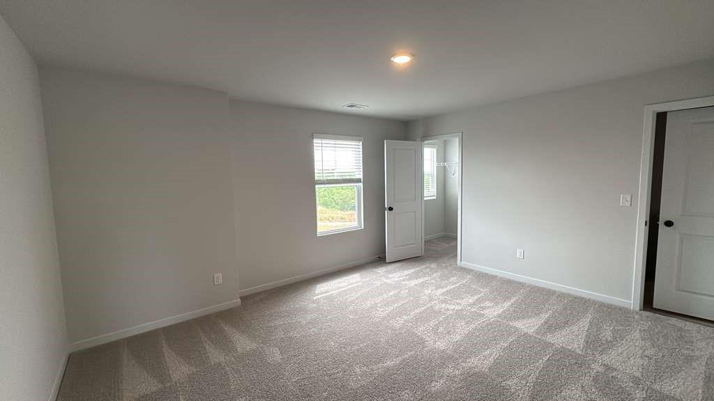 2666 Harbor Rdg Pass Gainesville, GA 30507 - Photo 24 of 41 an empty room with windows and closet