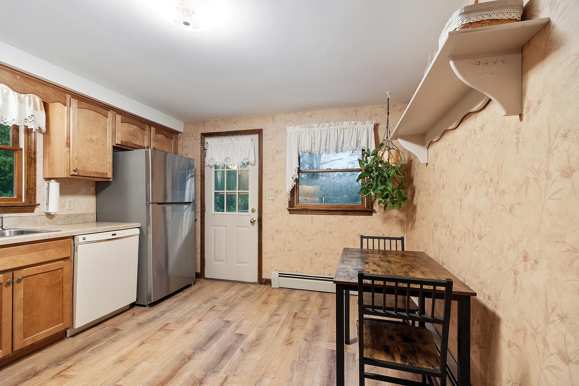 13 Gertrude Road Windham, NH 03087 - Photo 4 of 37