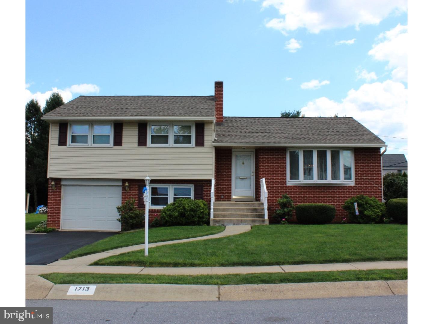 1713 York Road Wyomissing, PA 19610 - Photo 2 of 25 Gallery Image 2
