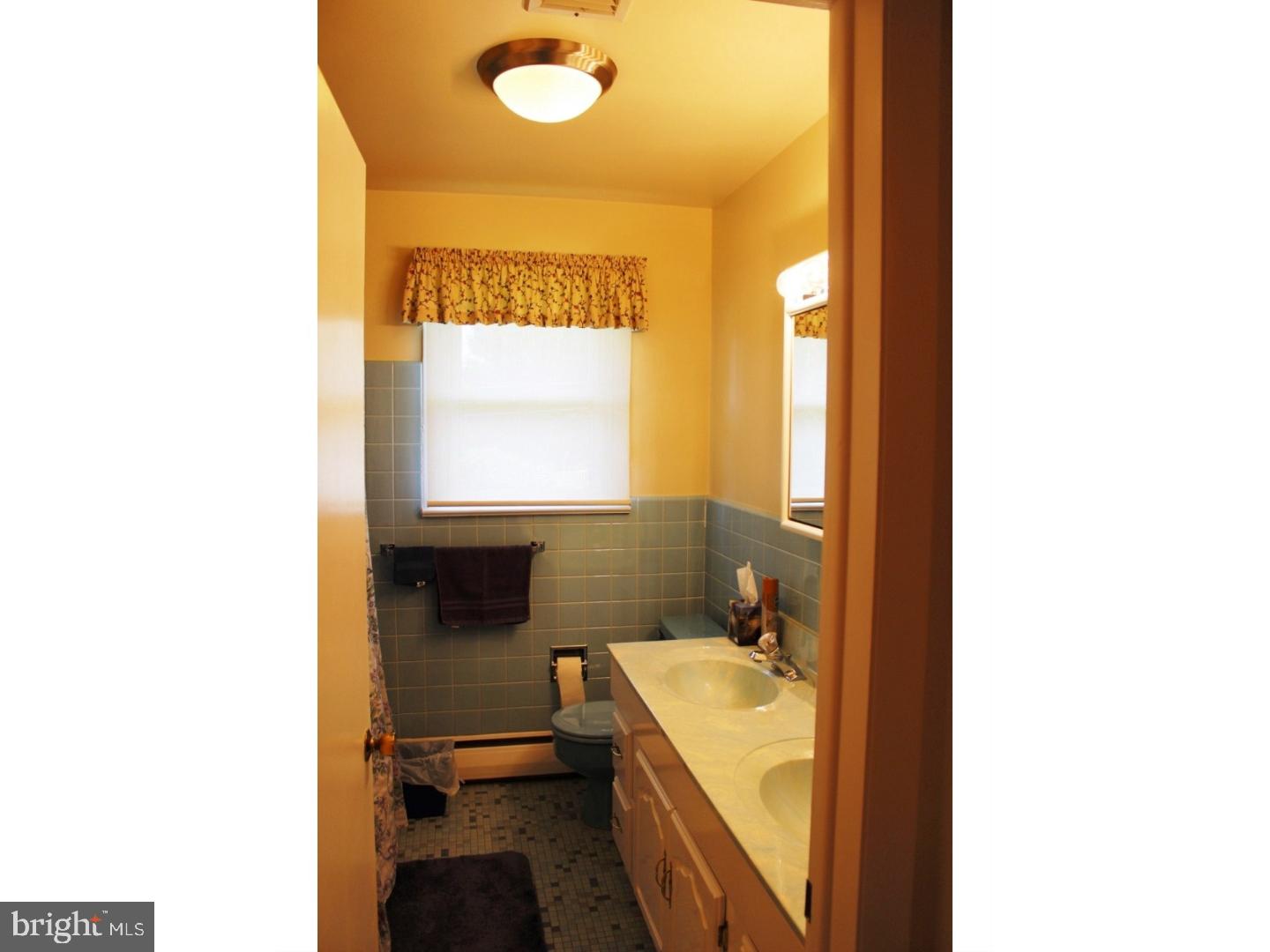 1713 York Road Wyomissing, PA 19610 - Photo 11 of 25 Gallery Image 11