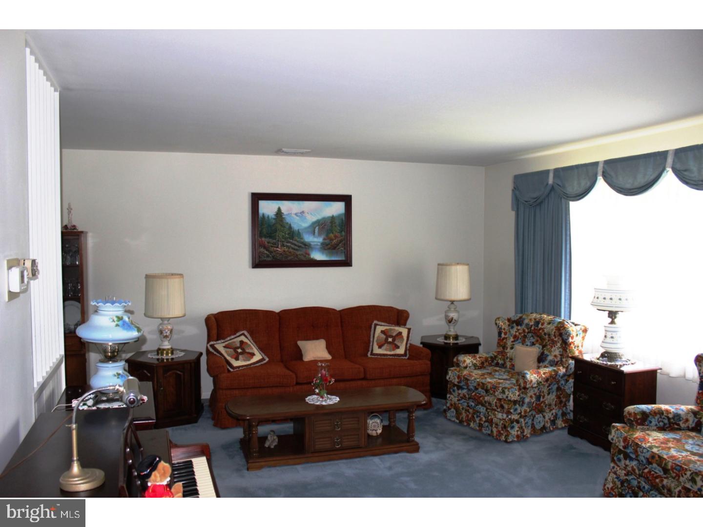 1713 York Road Wyomissing, PA 19610 - Photo 3 of 25 Gallery Image 3