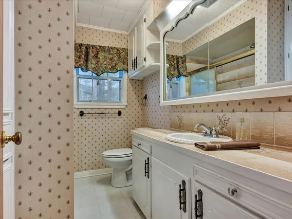 $399,900 | 235 County Barn Road, Lufkin, TX 75904