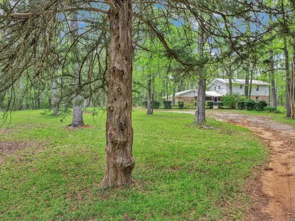 $399,900 | 235 County Barn Road, Lufkin, TX 75904
