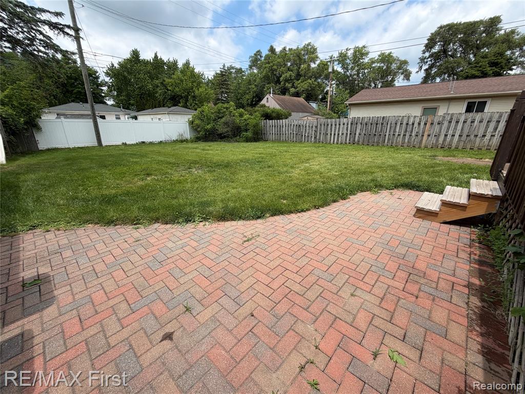 2830 Hessel Avenue Rochester Hills, MI 48307 - Photo 4 of 27