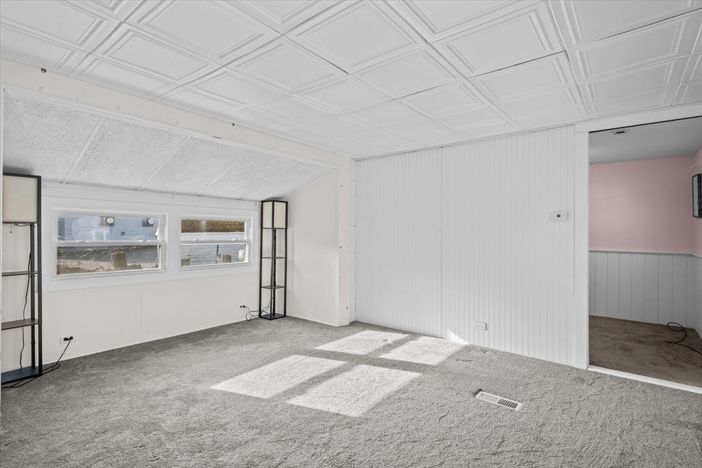 194 Lafayette Road, Unit 2E Salisbury, MA 01952 - Photo 6 of 23 a view of empty room