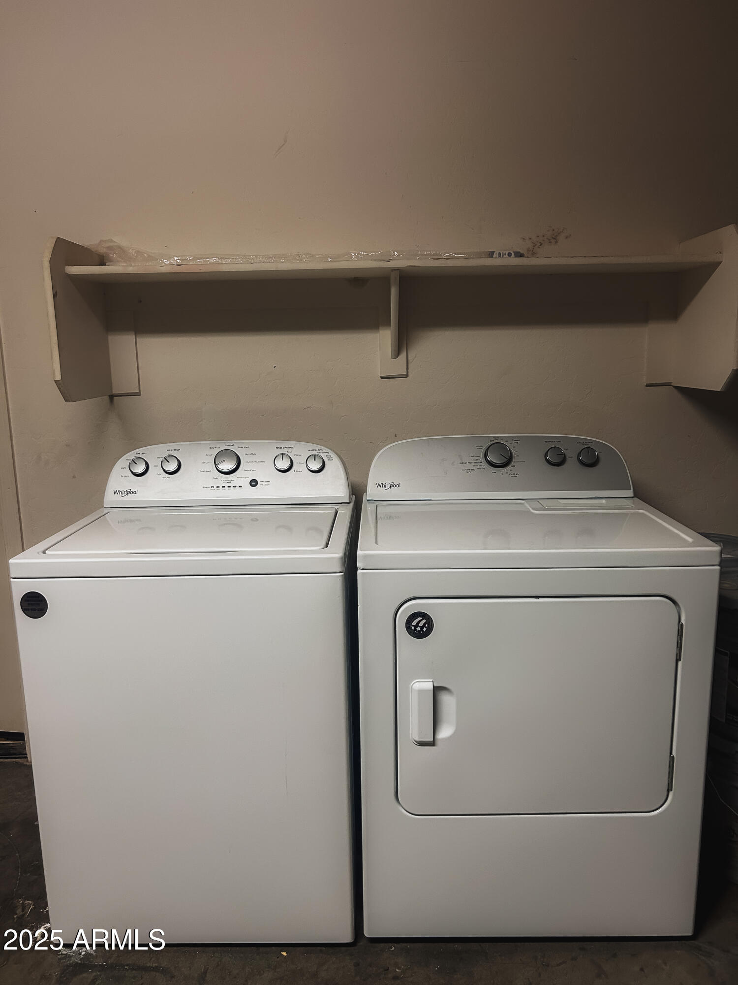 14857 West Hearn Road Surprise, AZ 85379 - Photo 19 of 20 a utility room with dryer and washer