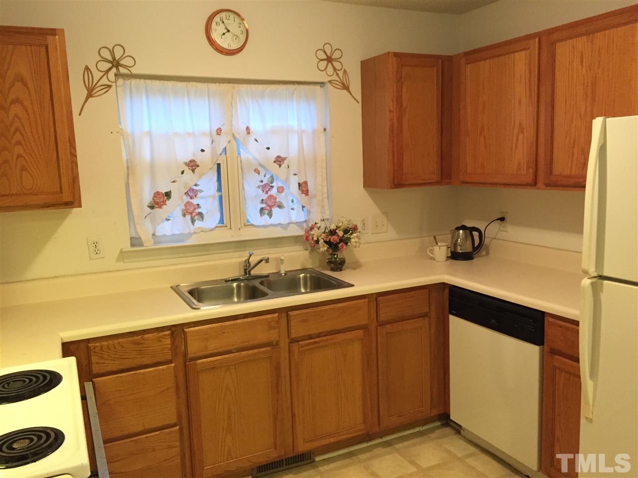 218 Ruby Ridge Road Durham, NC 27703 - Photo 3 of 11 Gallery Image 3