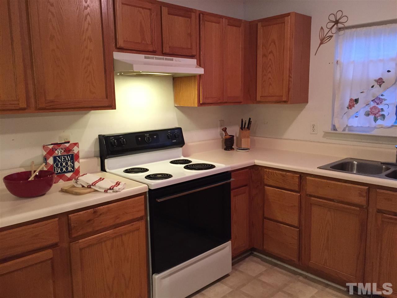 218 Ruby Ridge Road Durham, NC 27703 - Photo 4 of 11 Gallery Image 4