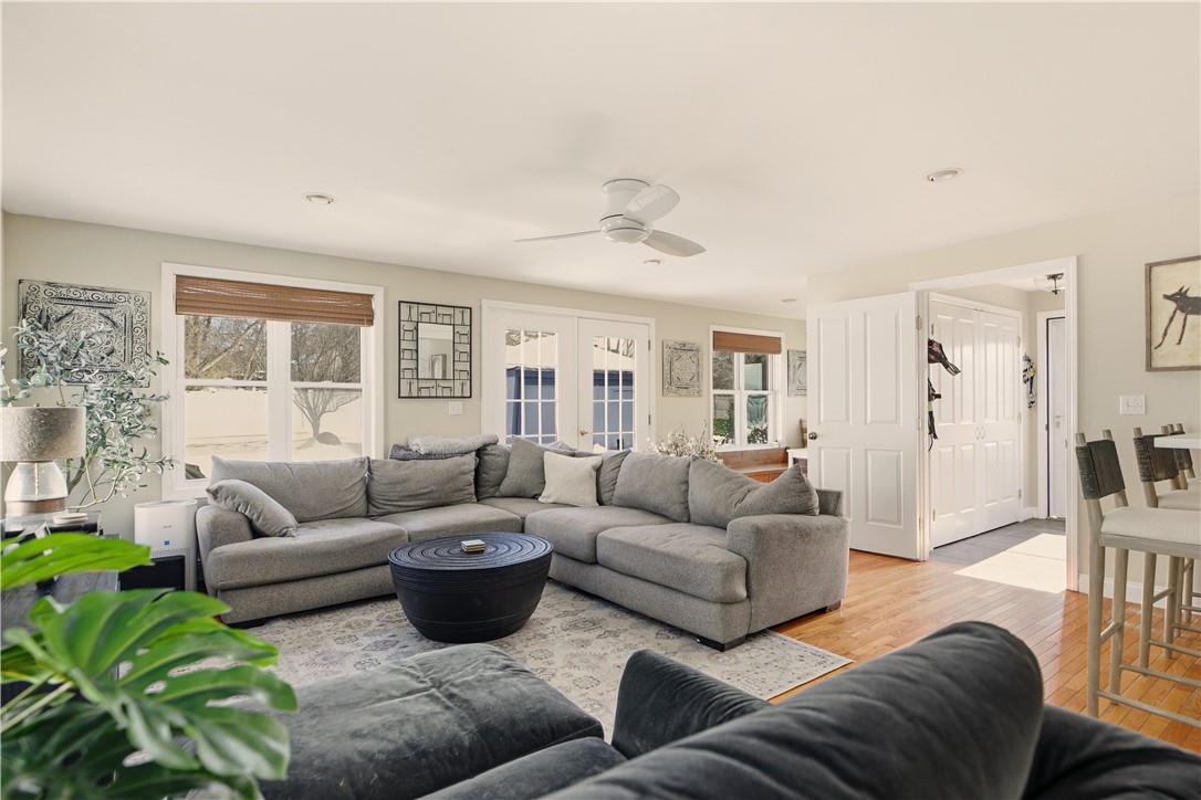 181 Center Avenue Middletown, RI 02842 - Photo 25 of 49 family room off of kitchen