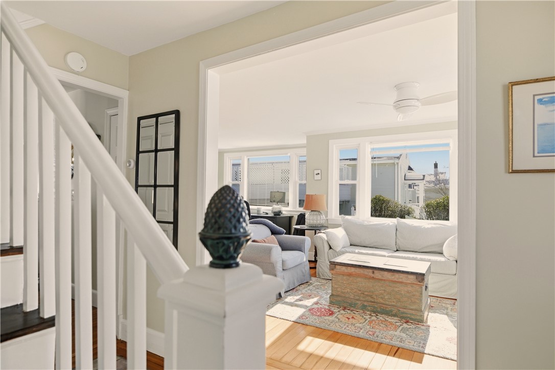 181 Center Avenue Middletown, RI 02842 - Photo 38 of 49 Living room