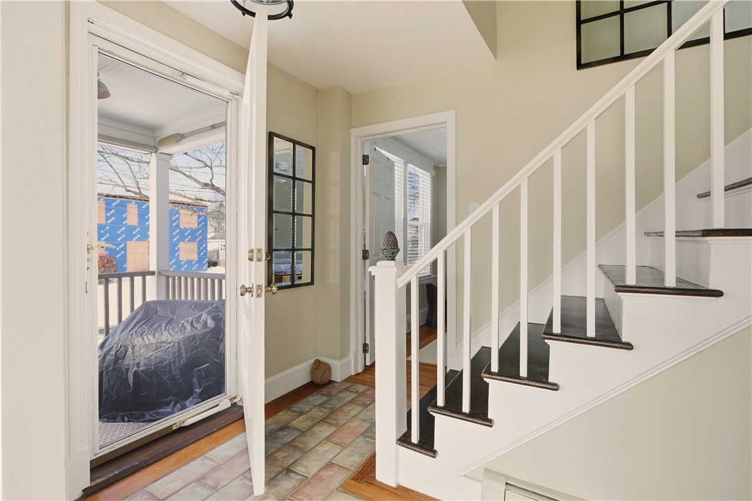 181 Center Avenue Middletown, RI 02842 - Photo 43 of 49