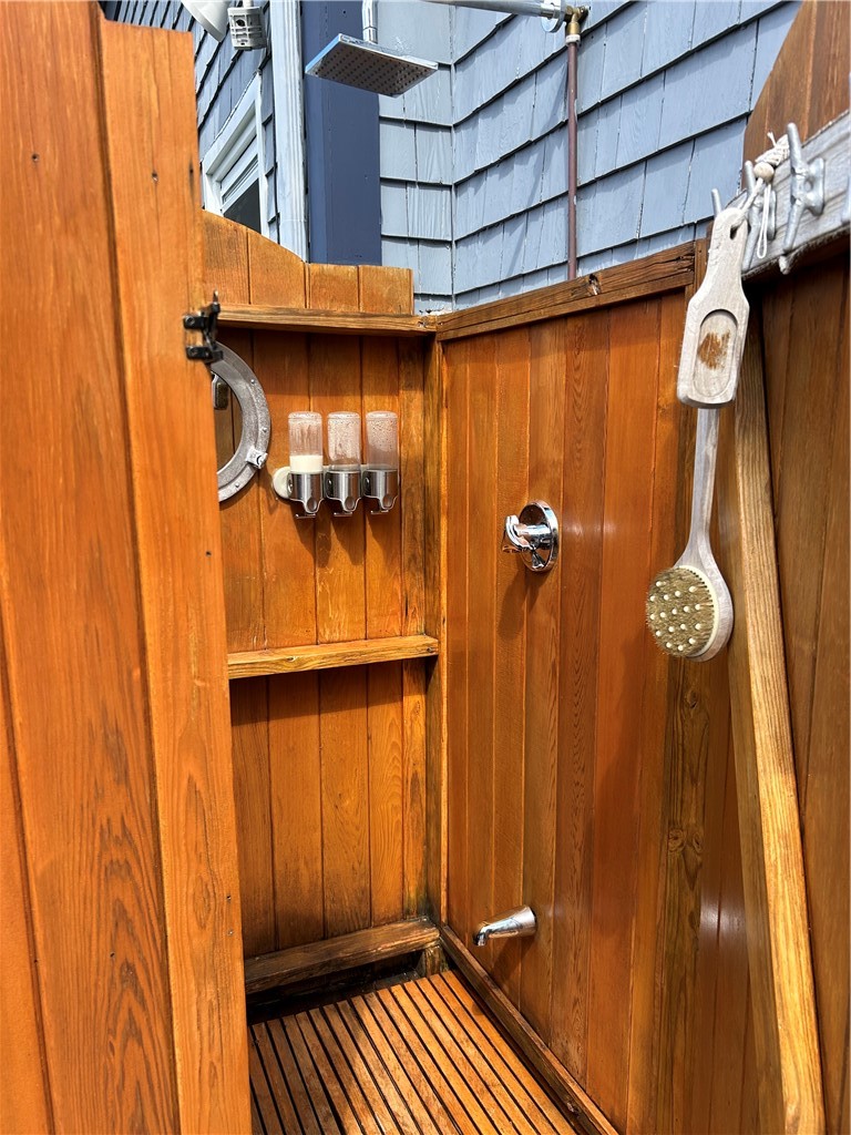 181 Center Avenue Middletown, RI 02842 - Photo 45 of 49 outdoor shower