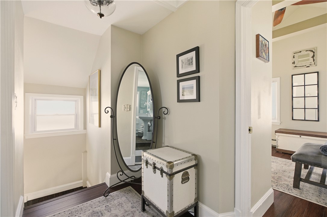 181 Center Avenue Middletown, RI 02842 - Photo 9 of 49 Upstairs hallway