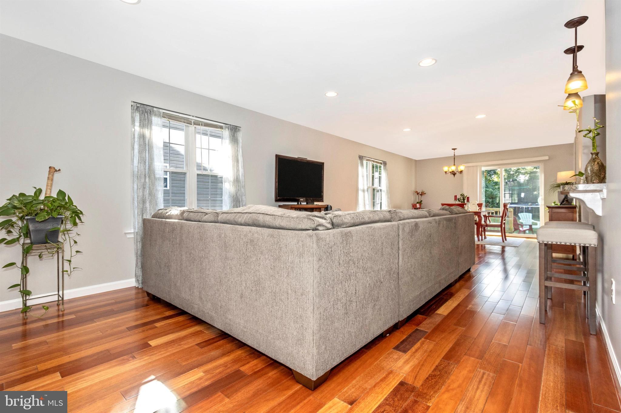 4416 Walnut Road Halethorpe, MD 21227 - Photo 4 of 57
