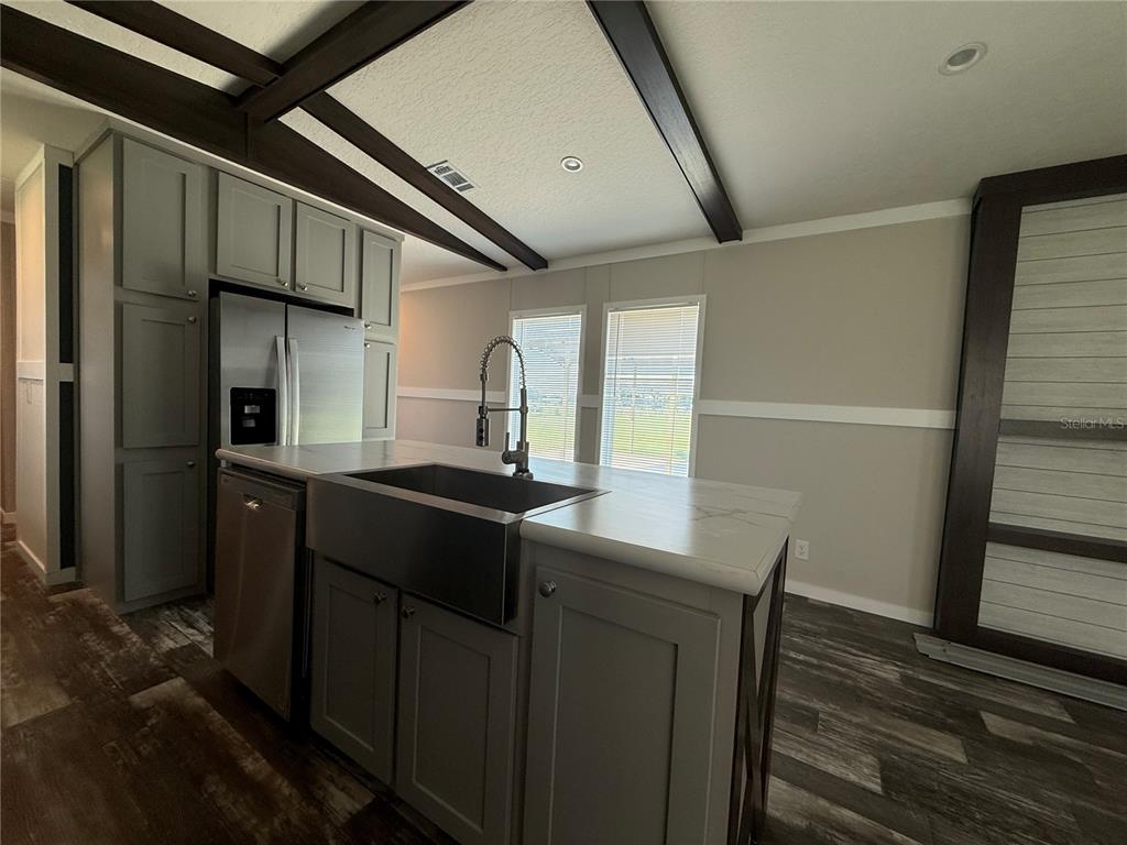 4901 North Vaughn Road Plant City, FL 33565 - Photo 7 of 32